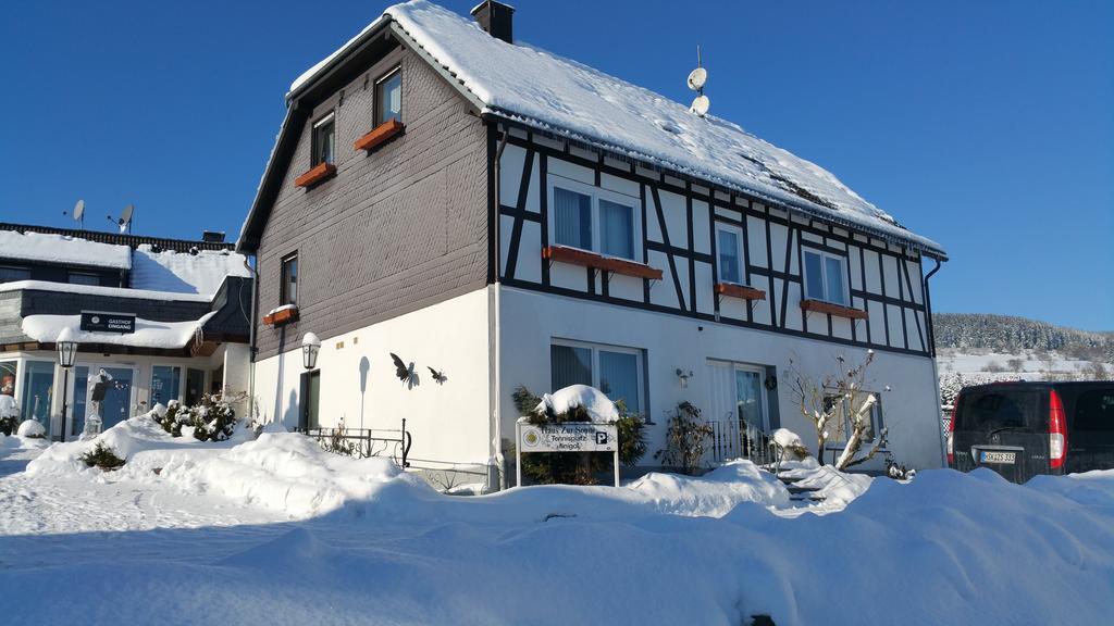 Gaestehaus Stolzenberg Hotel Hallenberg Exterior photo